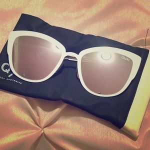 QUAY sunglasses 😎